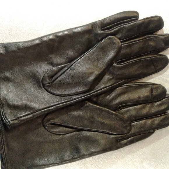New! Cache Black Soft Leather Gloves with Gold Zipper - Picture 8 of 10